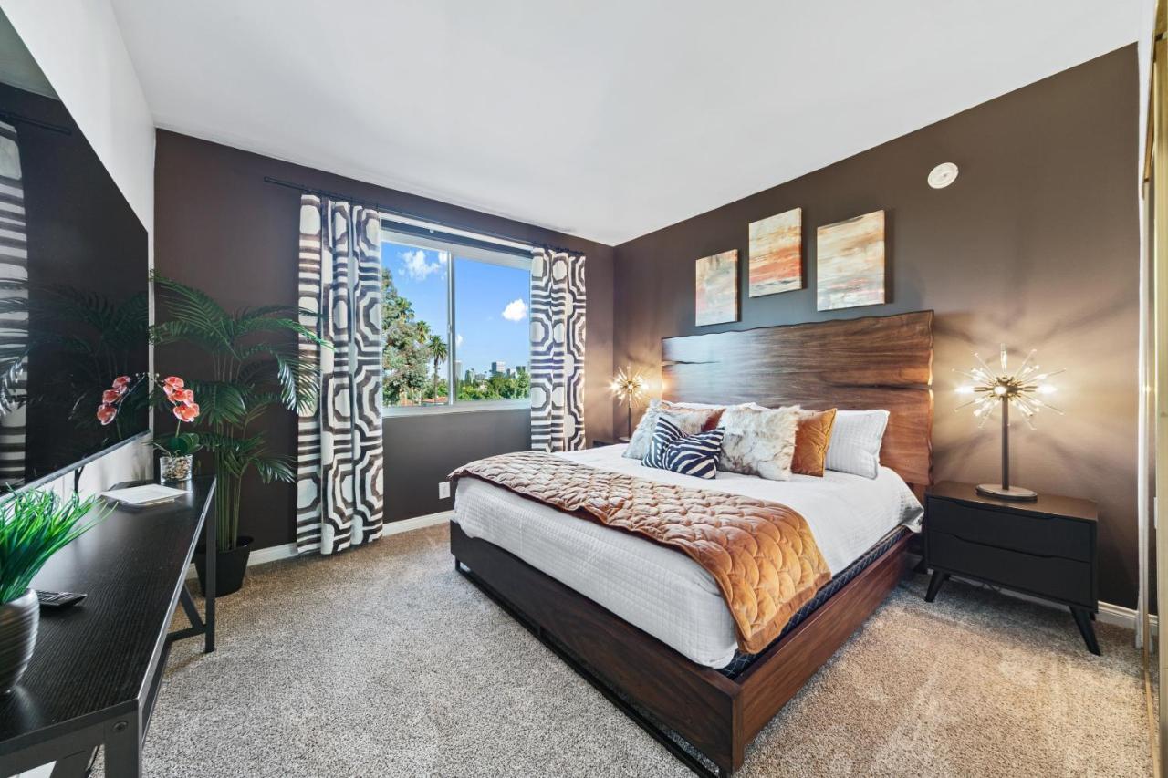 Beverly Hills 2 Bed 2 Bath Penthouse With Den And Parking 414 Los Angeles Exterior foto